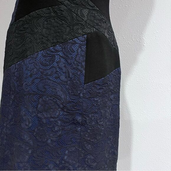 Scoop neck sleeveless cocktail dress - Picture 4 of 13